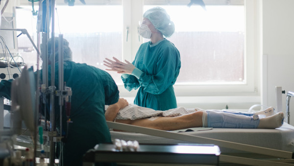 Intensivpflegerinnen in einem Krankenhaus in Braunschweig