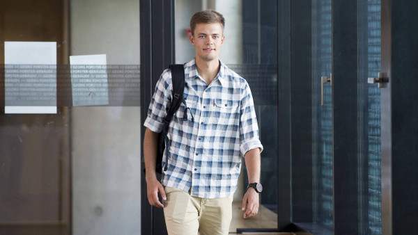 Auf dem Weg zum Lehramtsstudium: Maximilian Bihl hat sich für die Fächer Geschichte und Englisch entschieden.