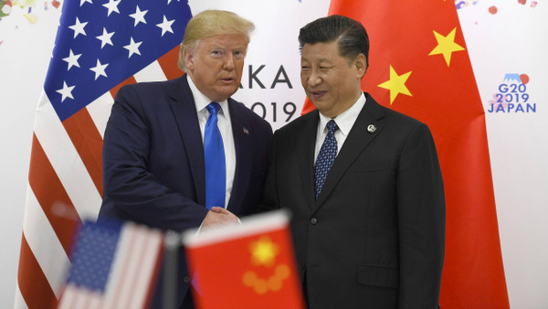 Der amerikanische Präsident Donald Trump und Chinas Staatschef Xi Jinping am Samstag in Osaka
