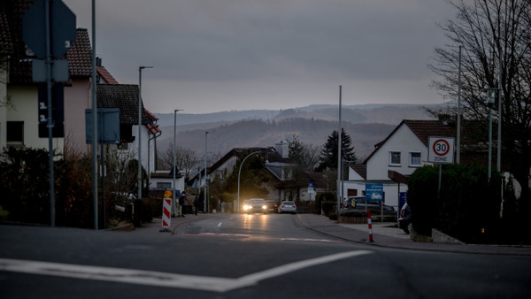 Ein Ort, entzweit: In Glashütten im Taunus sind die Einwohner uneins, wie mit einem dunklen Kapitel der Vergangenheit umzugehen ist.