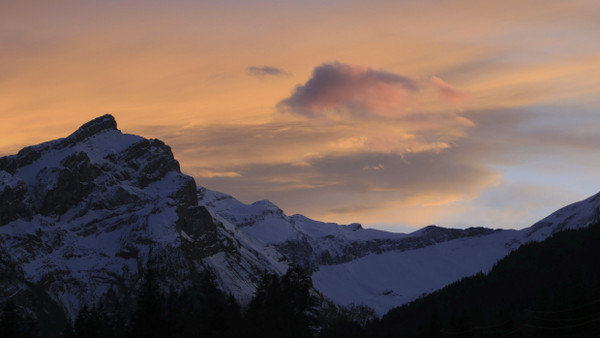 Traumhaft idyllisch - der Blick auf das Schweizer Oldenhorn.