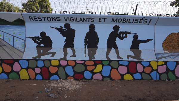Ein Wandgemälde in Ouagadougou, Burkina Faso