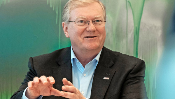 Warnt vor der Hybris der Regulierer: Bosch-Chef Stefan Hartung hält Technologieoffenheit für unabdingbar, wenn die Energiewende gelingen soll.