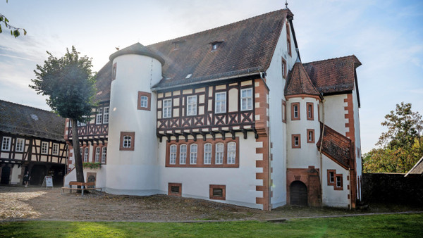 Bekannt für seine Ausstellungen: Im Renaissanceschloss in Steinau an der Straße ist das Brüder-Grimm-Haus untergebracht.