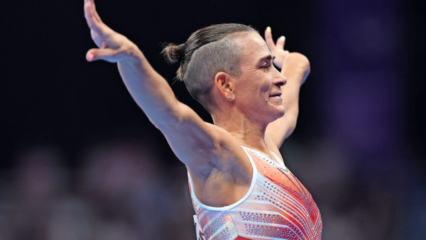 Oksana Chusovitina turnte bereits 1991 in Cottbus. Die mittlerweile 48-Jährige möchte zum neunten Mal zu Olympischen Spielen.