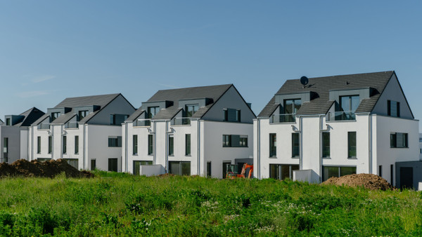 Neubaugebiet in Ober-Erlenbach. Für den Hauskauf ist meist ein Darlehen nötig.