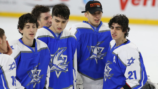 Dürfen doch mitspielen: Israels Eishockey-Nachwuchsspieler, hier 2023