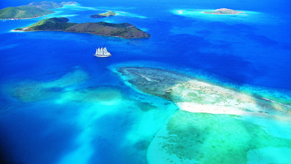 Drei Schiffe gehören zur Star-Clippers-Flotte: die Star Clipper, ihr Schwesterschiff Star Flyer (im Bild) und die Royal Clipper, das größte Segelschiff der Welt.