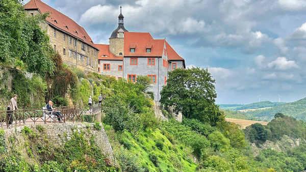 Das Alte Schloss birgt Reste einer mittelalterlichen Burg.