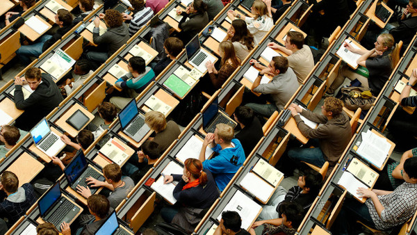 Studenten während einer Vorlesung