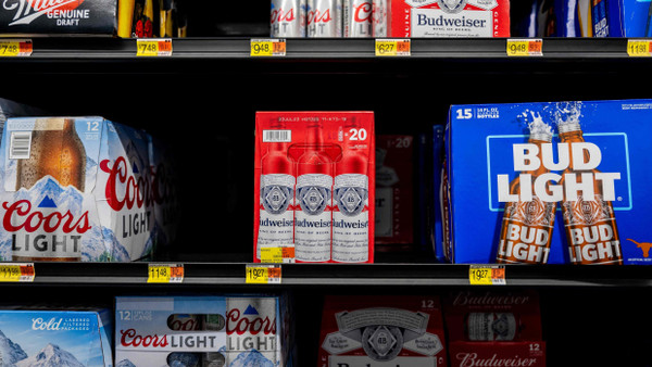 Mit einer Werbekampagne handelte sich Budweiser den Ärger mancher Kunden ein.