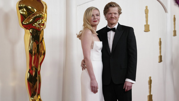 Kirsten Dunst und ihr Mann Jesse Plemons bei den Oscars im März