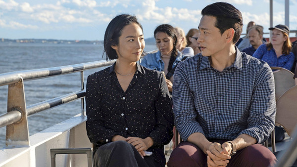 Geheimtipp für die Oscars: In „Past Lives“ spielt Teo Yoo (rechts) den Jugendfreund einer aus Korea stammenden Frau, die glücklich in New York verheiratet ist, als sie ihn nach 24 Jahren wiedersieht. Der Film ist bei den Academy Awards als bester Film nominiert und für das beste Drehbuch.