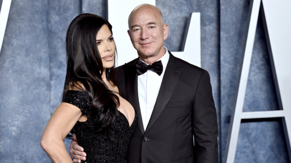 Lauren Sánchez und Jeff Bezos bei der Vanity Fair Oscar Party im März