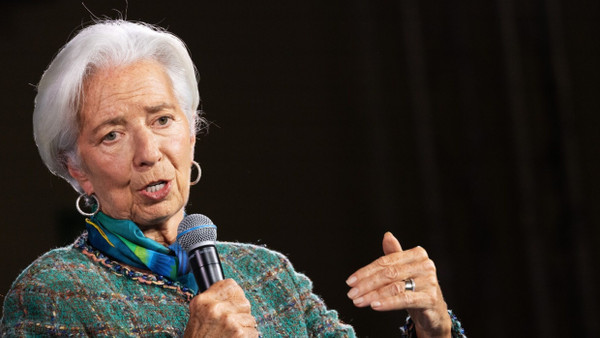 EZB-Präsidentin Christine Lagarde hat sich in Frankfurt den Fragen junger Leute gestellt.