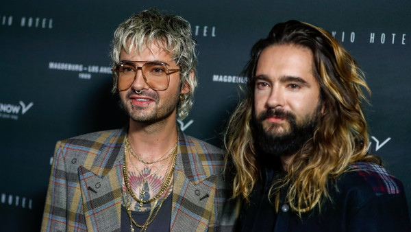 Tom Kaulitz (r) und Bruder Bill Kaulitz von der Band „Tokio Hotel“