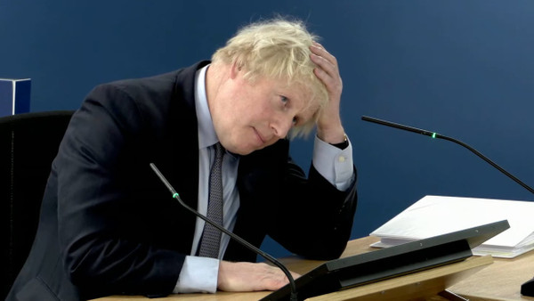 Boris Johnson am Mittwoch vor der Corona-Untersuchungskommission in London