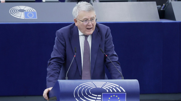 Der EU-Kommissar für Beschäftigung und Soziales, der Luxemburger Nicolas Schmit am Montag im EU-Parlament in Straßburg