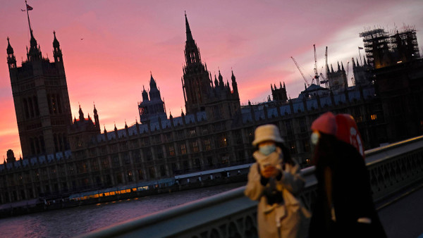 Der Palace of Westminster im Sonnenuntergang: Wird noch verhandelt oder versuchen die Brexit-Chefunterhändler der EU und Großbritanniens nur noch, Zeit zu gewinnen?