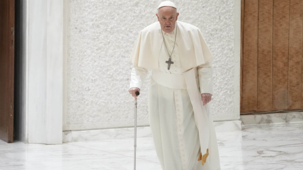 Kämpft mit einer hartnäckigen Bronchitis: Papst Franziskus