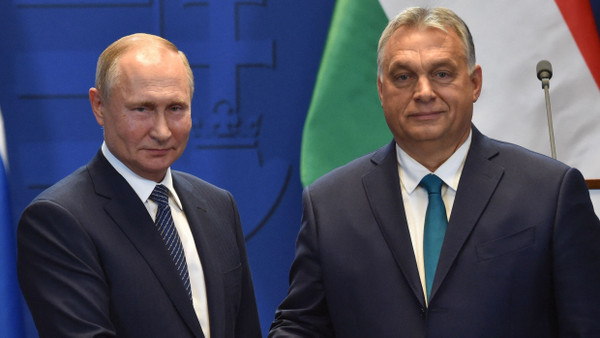 Wenig Sympathie für Liberalismus: Wladimir Putin und Victor Orban