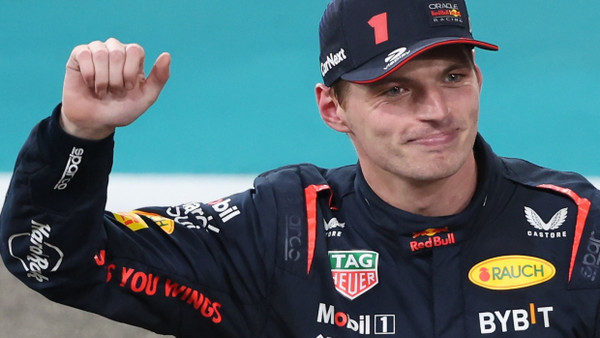 19 Siege in 22 Saisonrennen: Max Verstappen dominiert in der Formel 1.