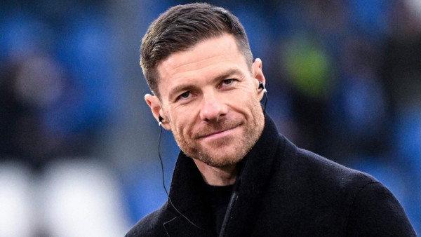 Bleibt auch in der kommenden Saison Trainer von Bayer Leverkusen: Xabi Alonso