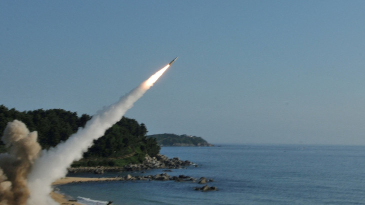 Start einer ATACMS-Rakete bei einer Militärübung in Südkores 2017