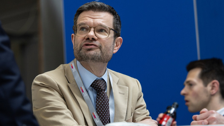 Bundesjustizminister Marco Buschmann am 28. April am Rande des FDP-Parteitags in Berlin
