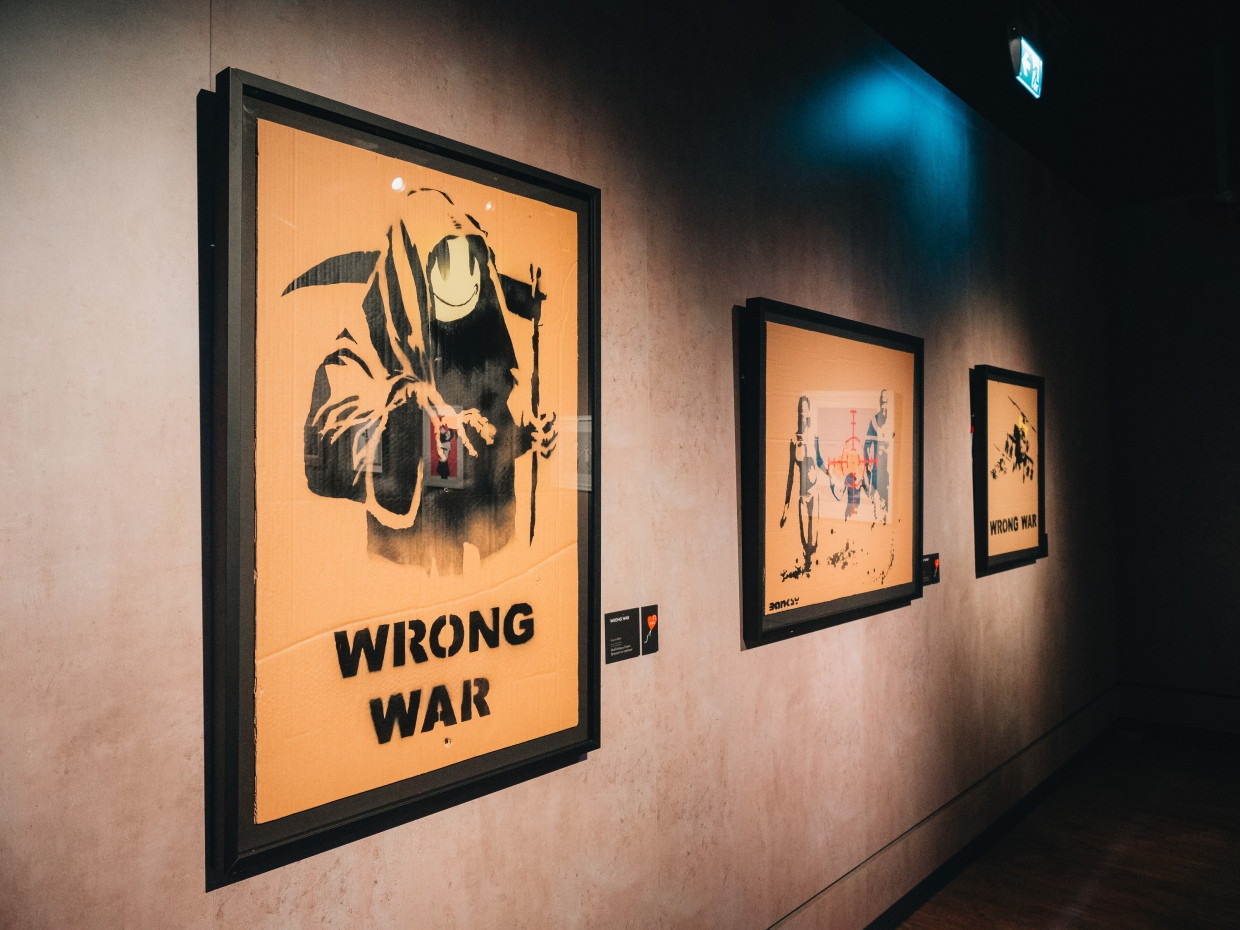 Gesellschaftskritisch: Werke von Banksy in Berlin