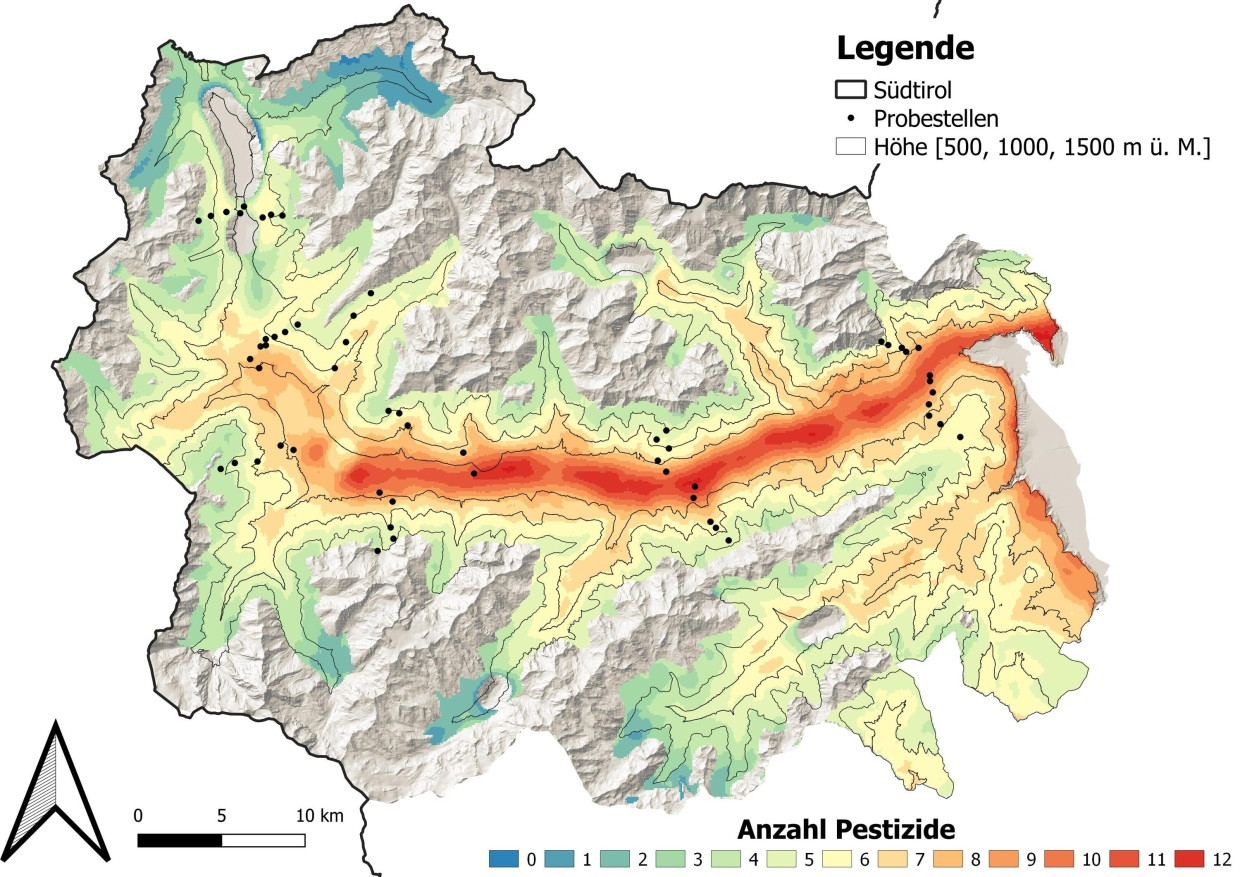 Der Vinschgau, Südtirol. Die schwarzen Punkte bezeichnen die Stellen, an denen Pflanzen und Bodenproben auf Pestizidrückstände untersucht wurden.