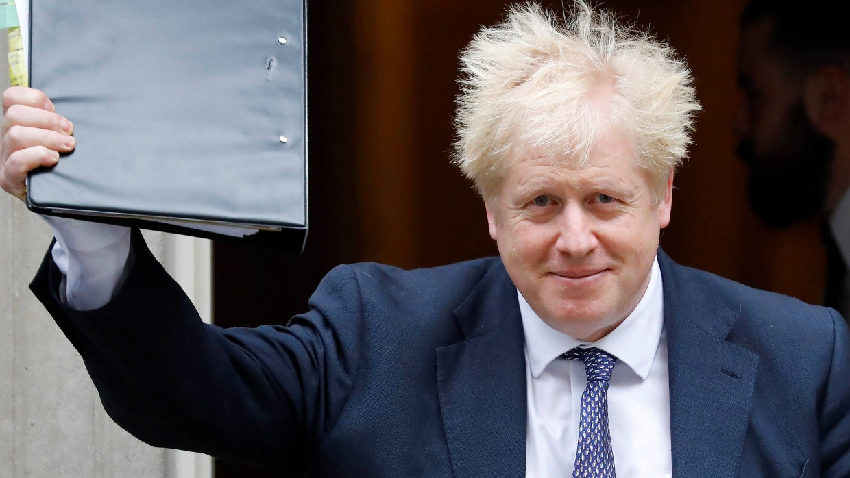 Aus der Enge in die Offensive: Boris Johnson verlässt am Mittwoch den britischen Regierungssitz in der Downing Street Nr. 10