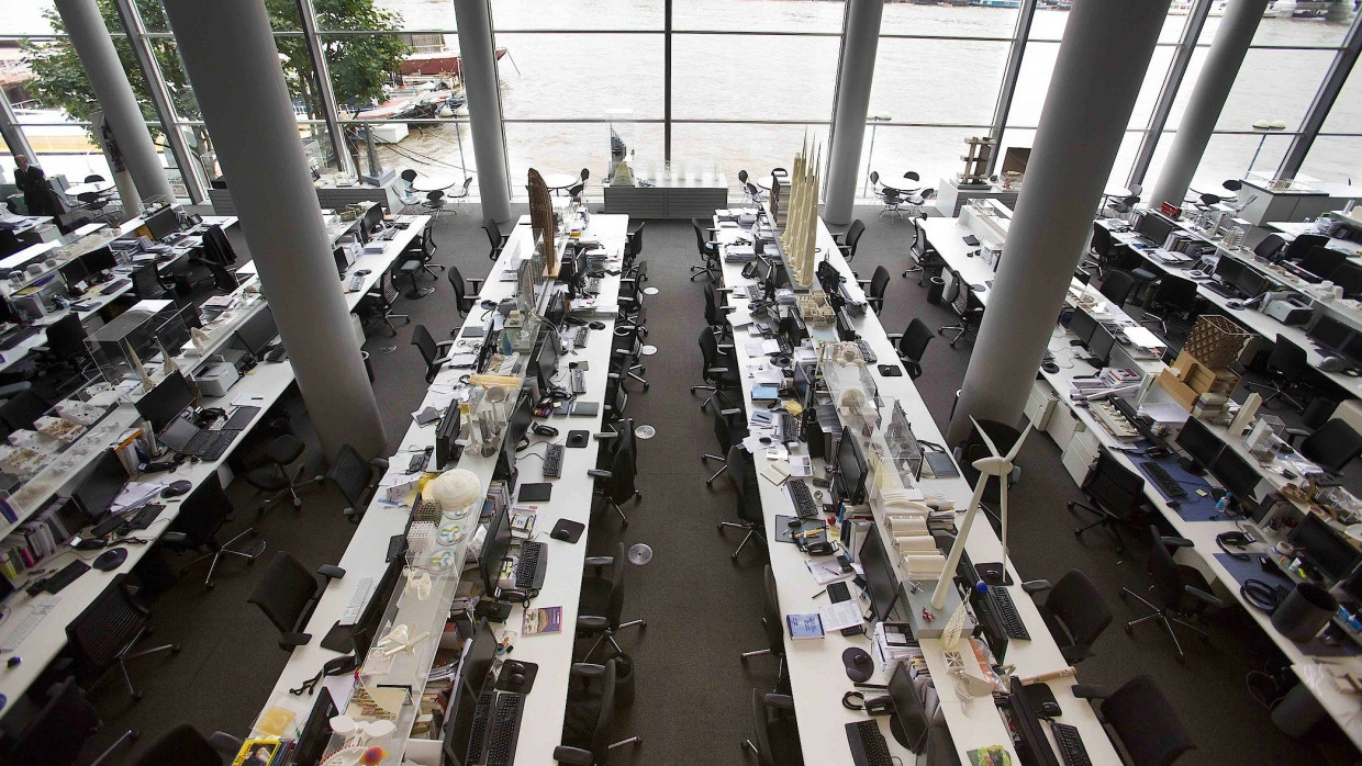 Ein bisschen wie Legehennen: Großraumbüro der Firma Foster & Partners, einem internationalen Architekturbüro, in London.