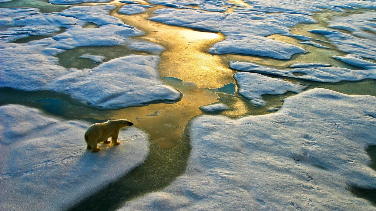 Klimawandel: Das einst ewige Eis schmilzt, 
Gletscher schrumpfen.