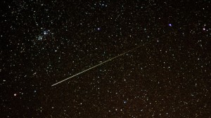 Kleiner Meteorit trifft Haus in Elmshorn