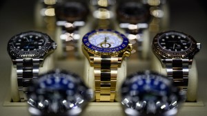 Marc Gebauer verkauft edle Uhren auf unkonventionelle Weise