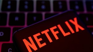 Die Wall Street sieht Netflix als Gewinner des Streaming-Krieges