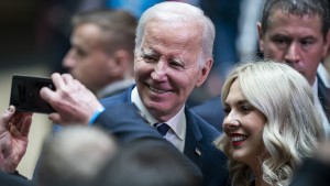 Biden redet Unionisten ins Gewissen