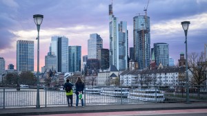 Mehrere Verletzte bei Streit in Frankfurt