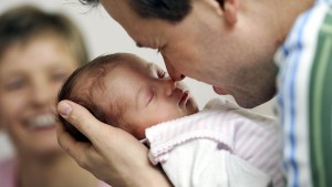 SAP stellt Väter nach Geburt von Kind sechs Wochen bezahlt frei