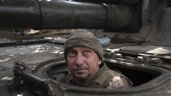 Kiews Bodentruppen nach Angriffswelle unter Druck