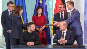 Deutschland und die Ukraine schließen Sicherheitsabkommen