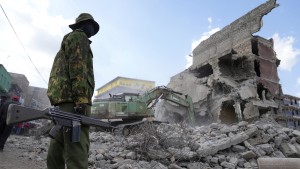 Rettungsteams suchen in Kenia nach Verschütteten