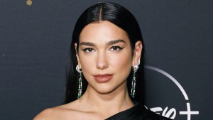 Dua Lipa erhält albanischen Pass