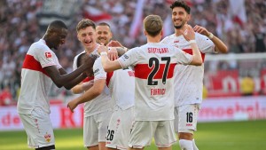 Stuttgart schlägt überforderte Frankfurter Eintracht