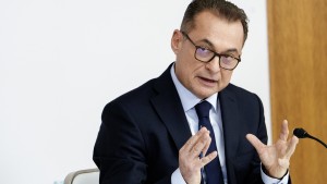 Bundesbankpräsident: Rechtsextremisten bedrohen den Wohlstand im Land