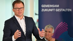 Führungspositionen überproportional von Westdeutschen besetzt