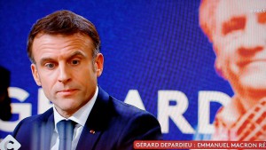 Warum verteidigt Macron Gérard Depardieu?