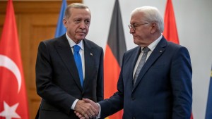 Der Bundespräsident reist in die Türkei – und trifft zuerst die Opposition