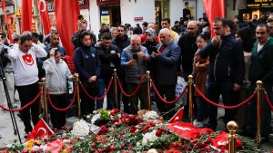 17 Haftbefehle nach Anschlag in Istanbul